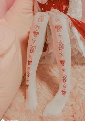淑芬大腿内又痒了