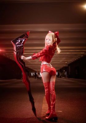 美女战士